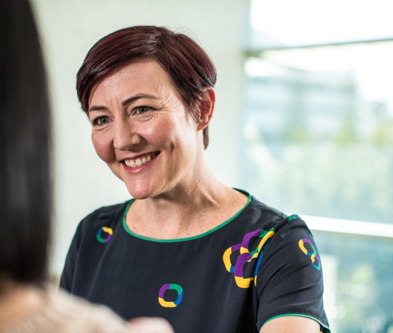 Icon cancer care team member smiling